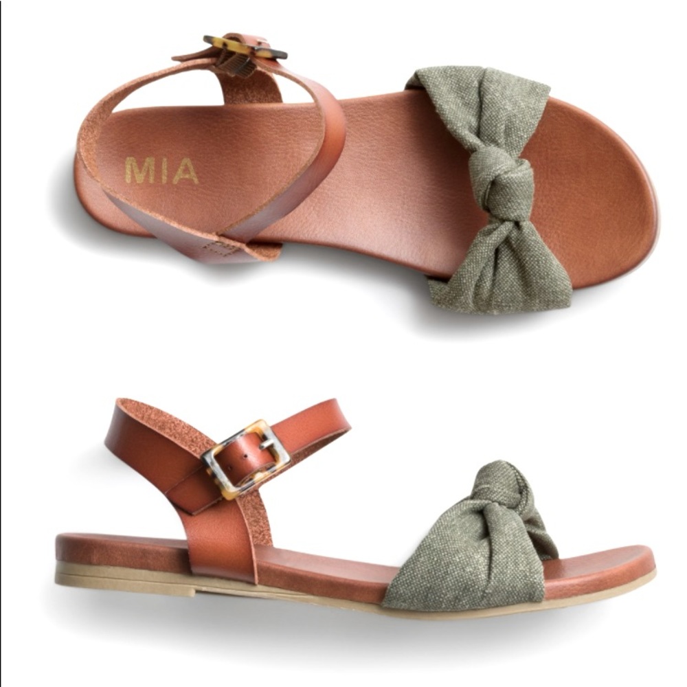 Fabric Knot Sandals